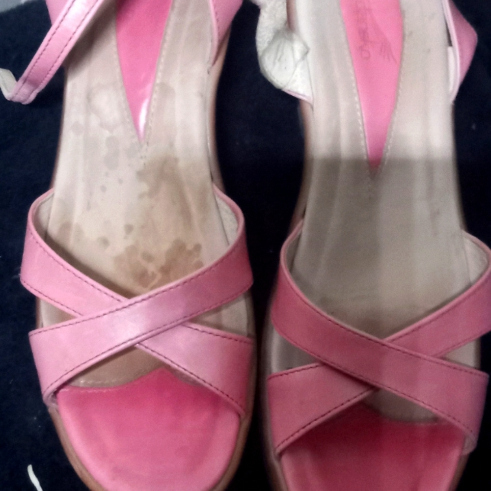 Womens sandals